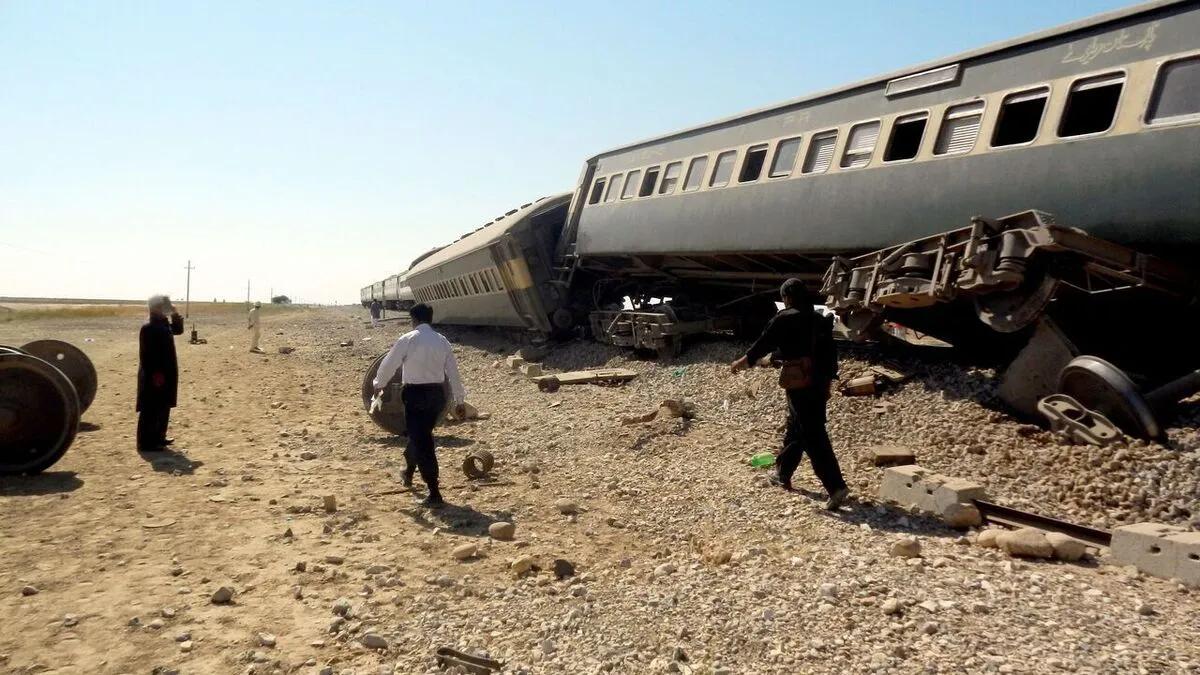 Baloch Liberation Army Suicide Bombing Kills At Least 23 Near Quetta Railway Track