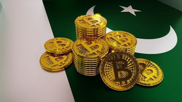 Pakistan Opens Crypto Licensing Portal, Orders Firms To Apply By September 5 Or Cease Operations