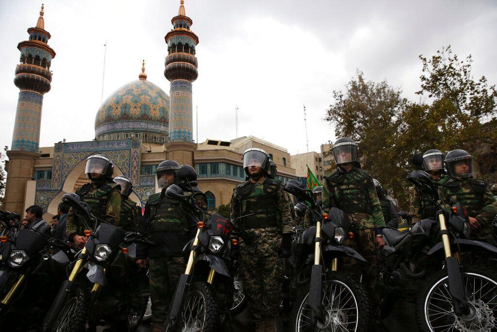 US And Israeli Strikes Paralyze Iran Leadership; IRGC Controls Decision-Making