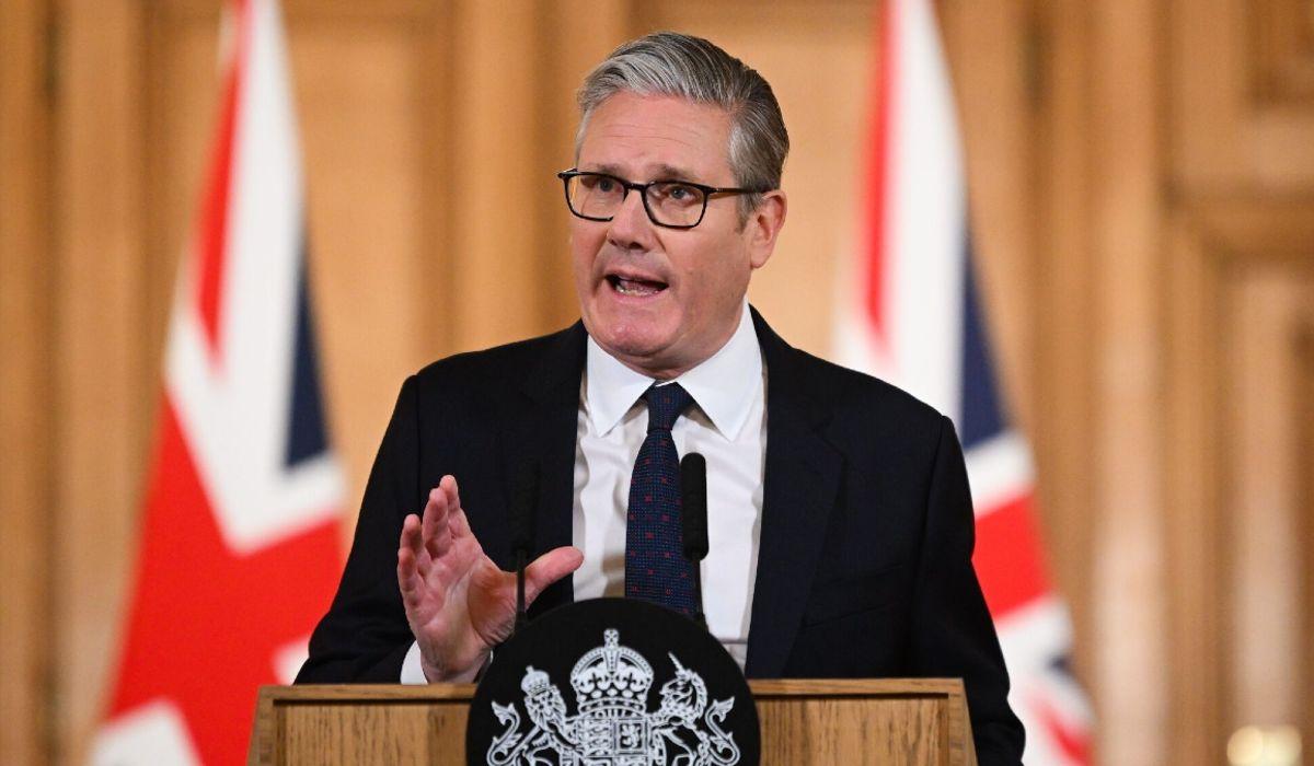 Keir Starmer Announces UK Ban On Under-16s Using Snapchat, TikTok, YouTube