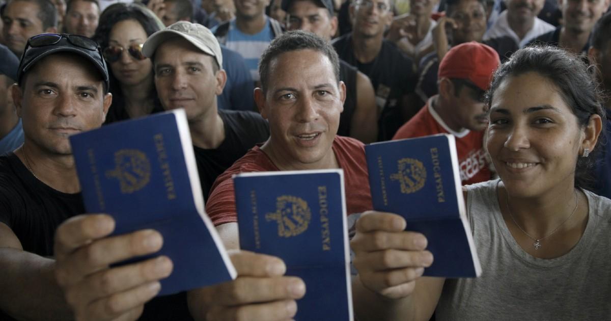 Hundreds of Thousands of Cubans Leave for Brazil as Migration Expands Since 2021