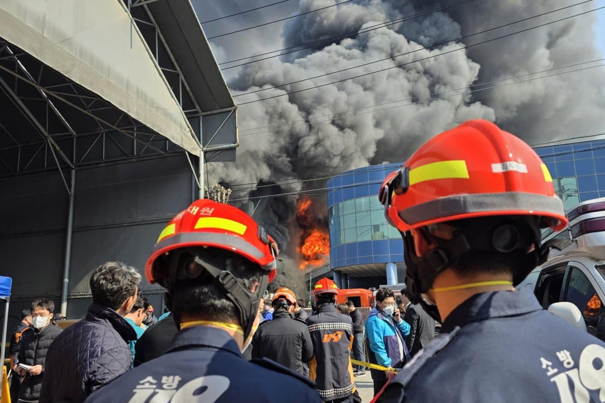 Fire at Daejeon car-parts plant kills at least 10, injuring dozens