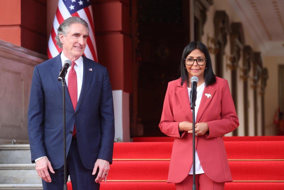 US Lifts Venezuela Sanctions on Delcy Rodriguez as Trump Praises