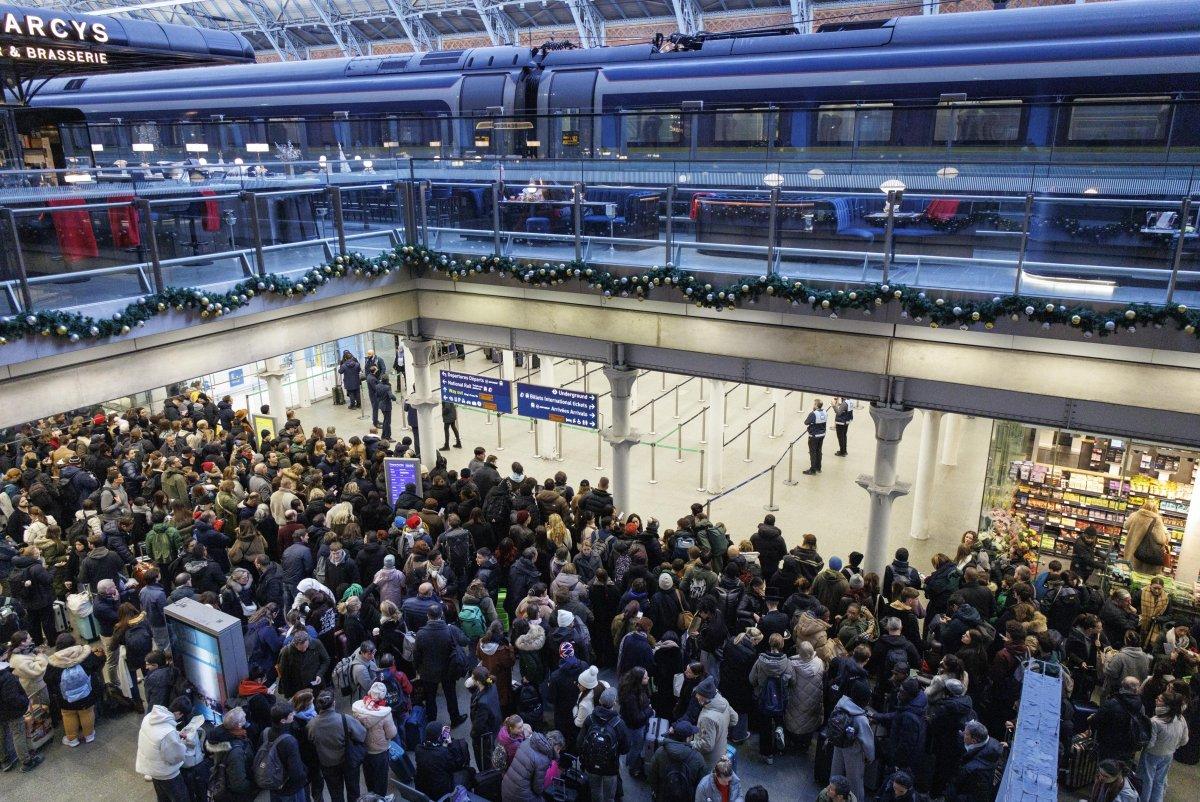 Electrical Fault Disrupts Channel Tunnel, Causes Hours-Long Eurostar and LeShuttle Delays