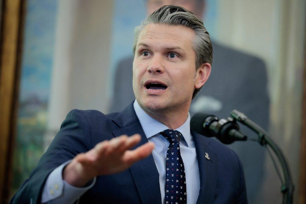 President Donald Trump Pardons Convicted Ex-Sheriff Joe Arpaio Before Sentencing