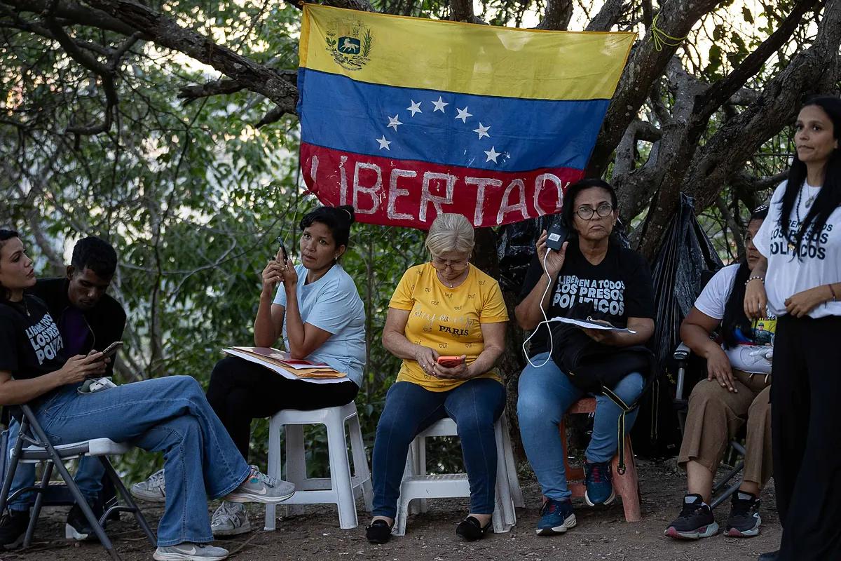 Venezuela’s Interim Government Begins Formal Talks With Opposition on August 1