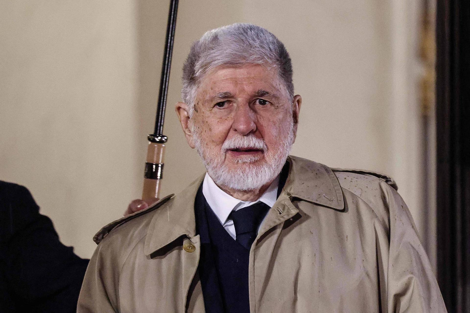 Image from Folha de S.Paulo