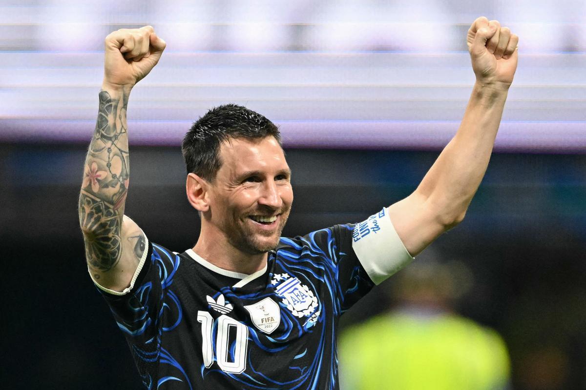 White House FIFA Task Force Defends Argentina Players Over Falklands Banner After England Win