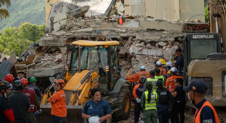 Venezuela Earthquakes Kill At Least 1,450, Jorge Rodríguez Says