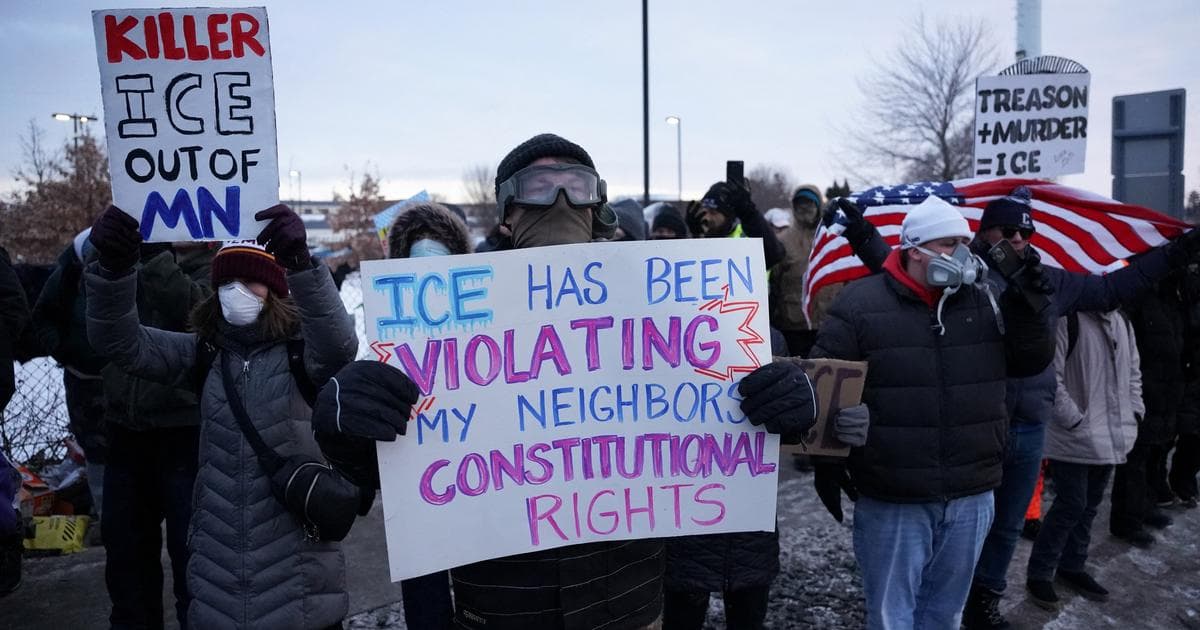 Immigration Police Kill in Minneapolis, Sparking Revolt Against Trump.
