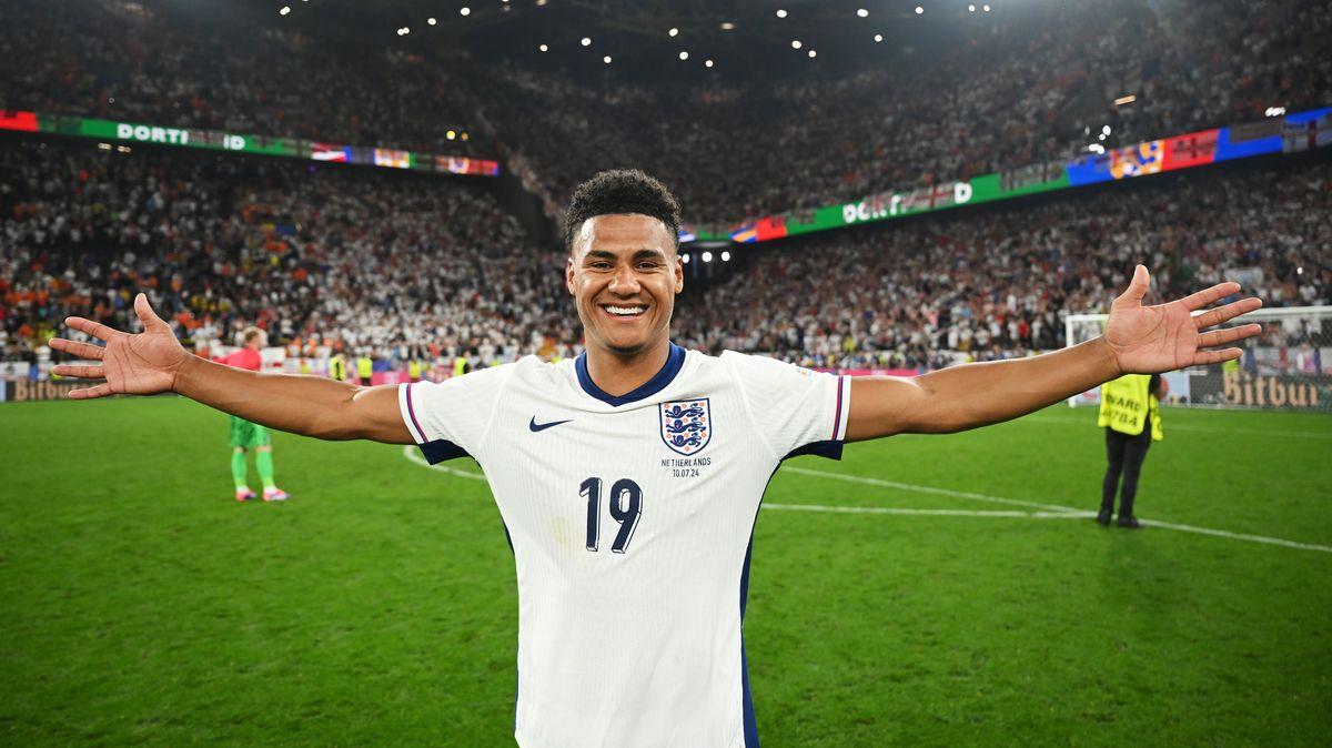Ollie Watkins Has Two Months to Earn a Place in England’s World Cup Squad