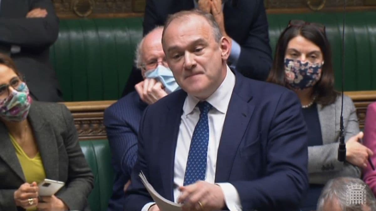 Sir Ed Davey calls for UK to build independent British nuclear deterrent to replace Trident