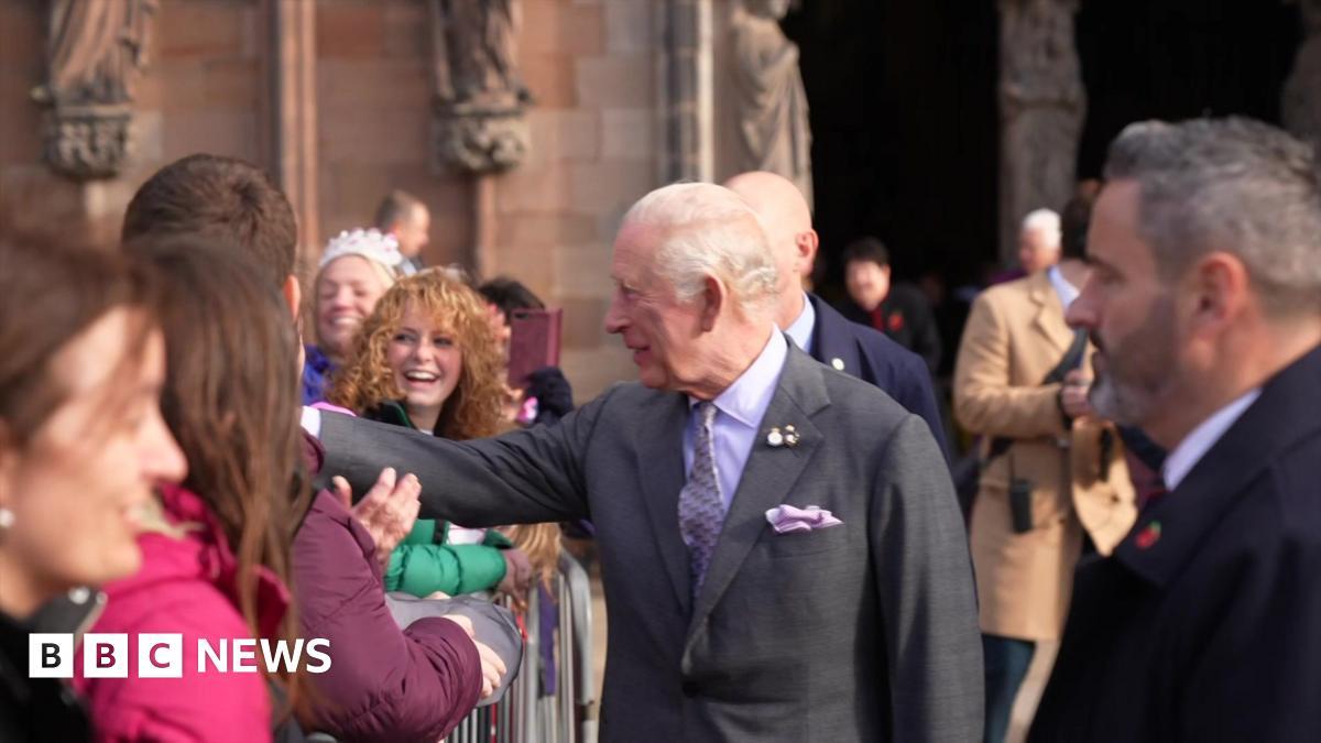 Protester Confronts King Charles Over Prince Andrew’s Epstein Ties Outside Lichfield Cathedral