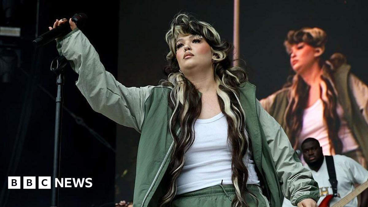 Lola Young Collapses Mid-Performance at All Things Go Festival in NYC