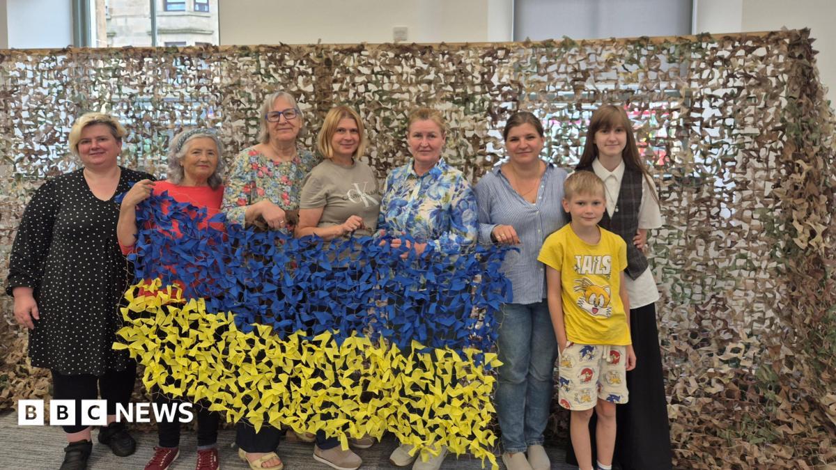 The Glasgow weavers helping the fight to defend Ukraine