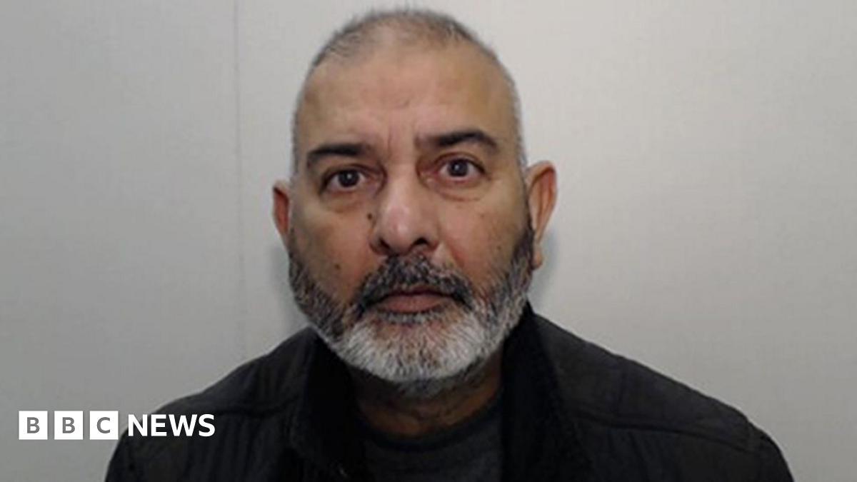 Court Jails Rochdale Grooming Gang Ringleader for 35 Years for Decades of Child Rape and Enslavement