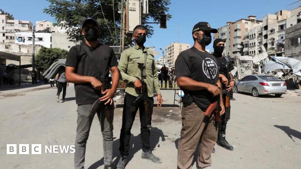 Hamas Mobilizes 7,000 Fighters to Repress Gaza Residents and Purge Collaborators After Israeli Withdrawal