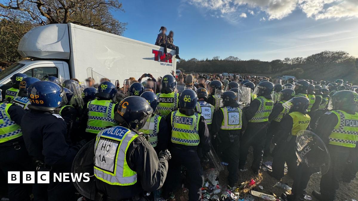 Dorset Police Face Missile Attacks as They Shut Down 2,000-Person Illegal Rave