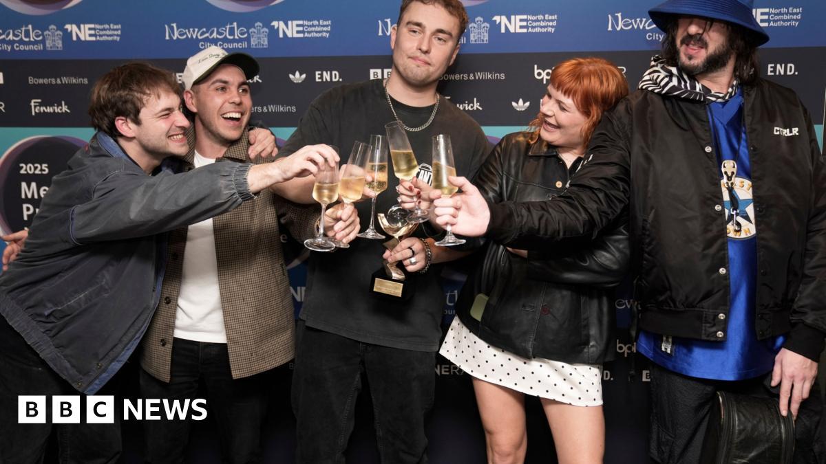 Sam Fender Wins 2025 Mercury Prize for Album People Watching