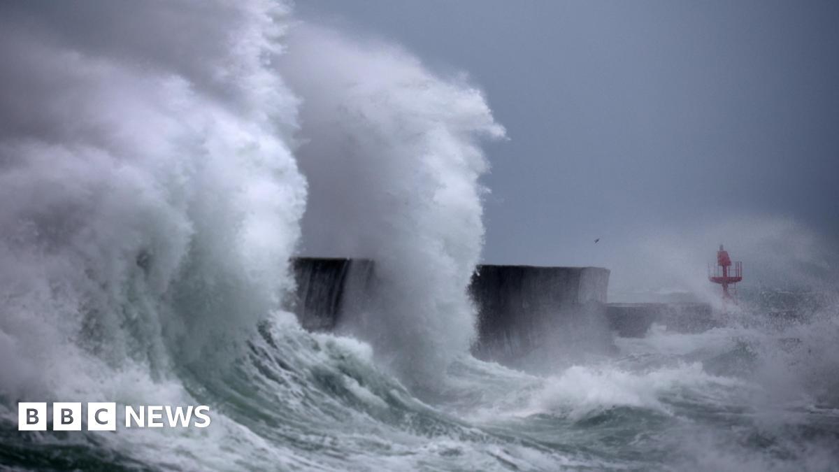 Storm Benjamin Batters UK with 70mph Winds and Flooding Threatening Lives and Property