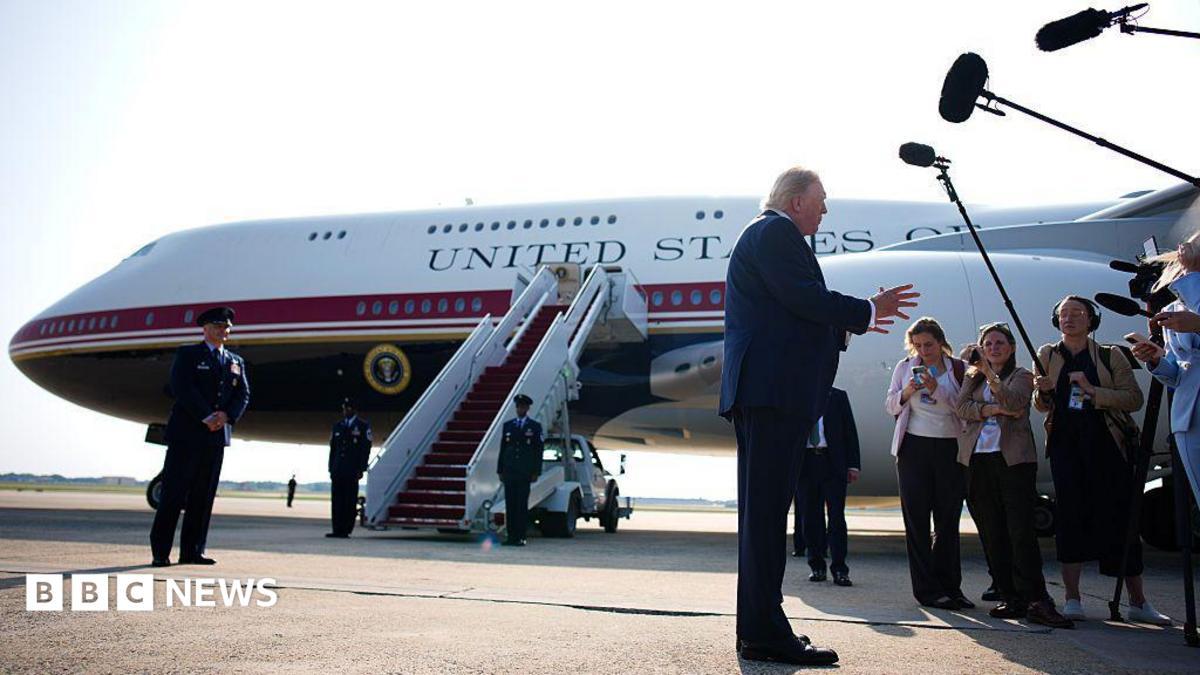 Trump Administration Subpoenas New York Times Journalists Over New Air Force One Security Concerns
