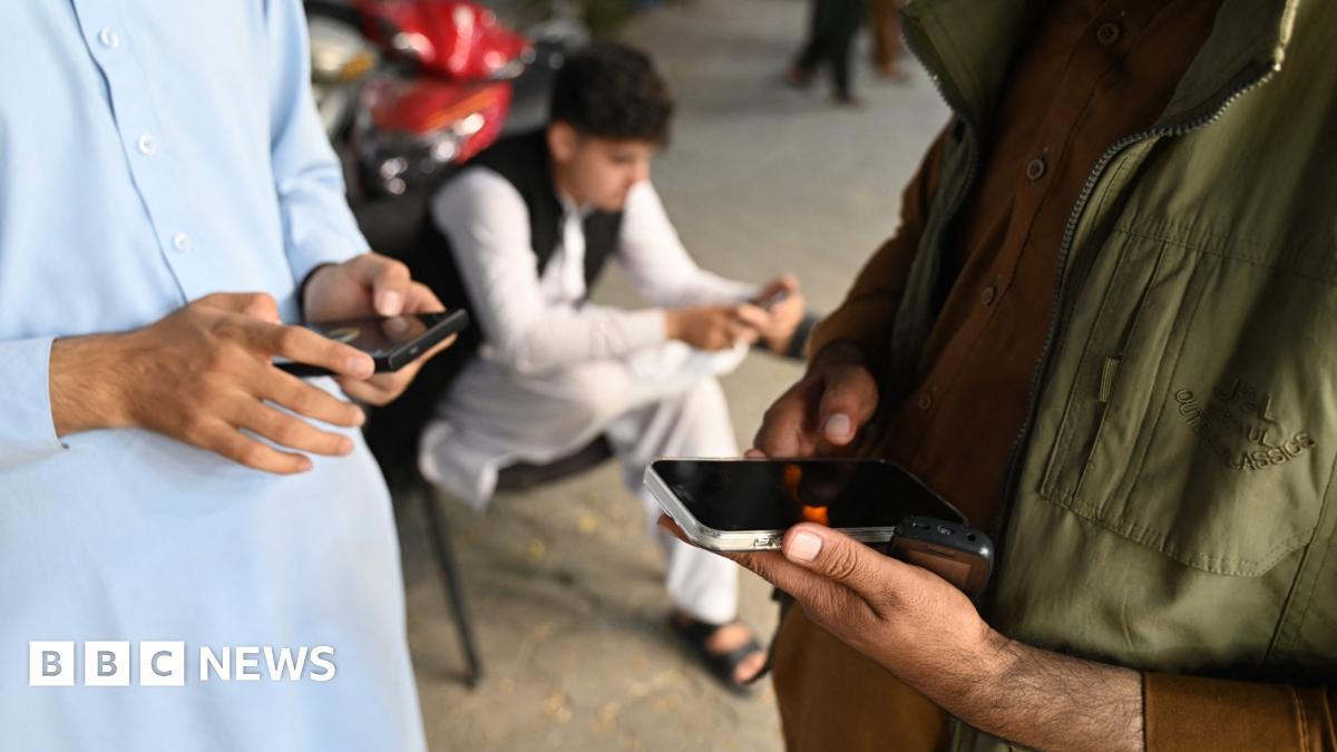 Taliban Restore Internet After 48-Hour Blackout to Suppress Afghan Communication