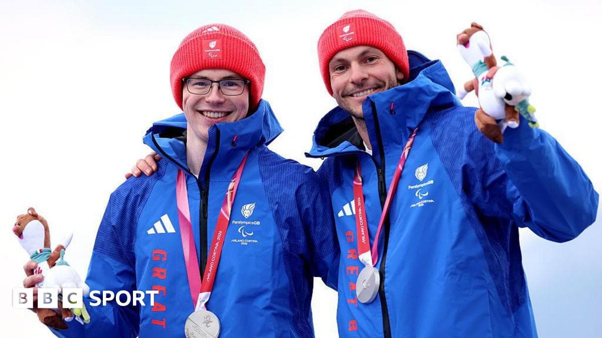 Simpson and guide Poth win Paralympic silver for GB