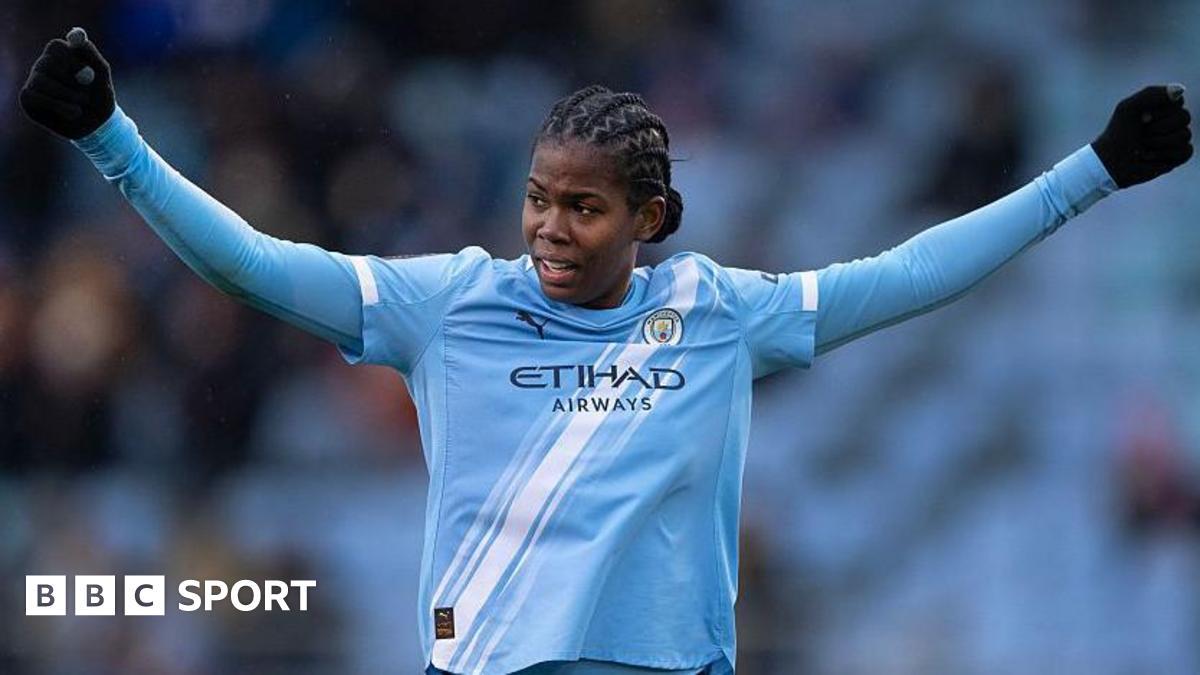 Bruno Fernandes And Khadija “Bunny” Shaw Win FWA Footballer Of The Year Awards