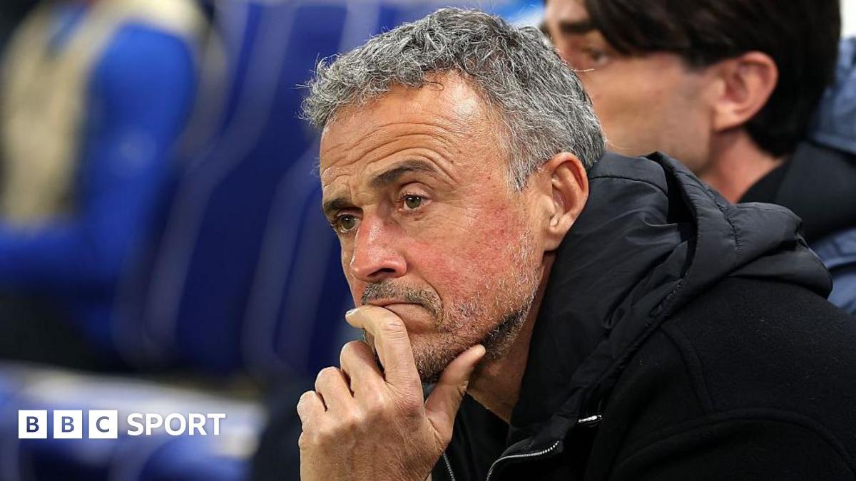 PSG asks Ligue 1 to postpone Lens clash amid Liverpool tie; Lens rejects move.