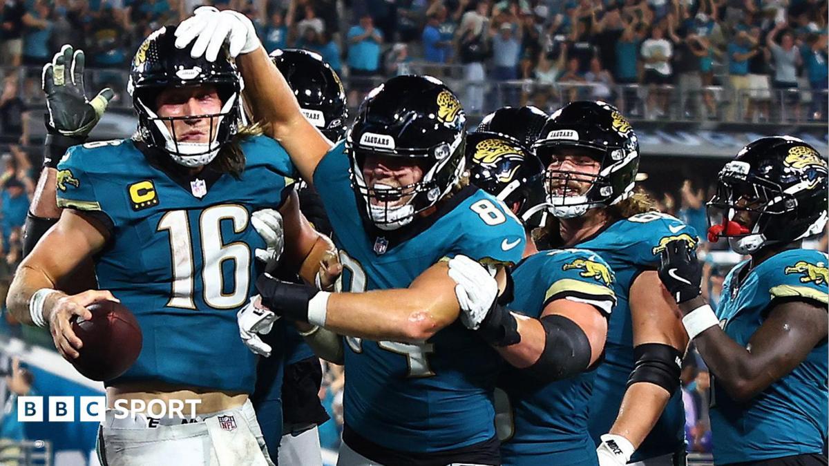 Trevor Lawrence Leads Jacksonville Jaguars to Last-Second Victory Over Patrick Mahomes and Kansas City Chiefs