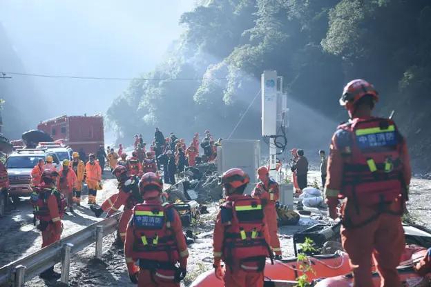 Snopes Confirms Flood Pulverized Tibet's Gyirong Port Border Crossing Between Nepal And China