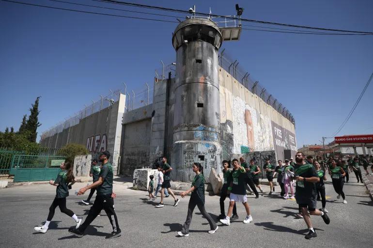 Israel Suspends Work Permits, Driving West Bank Youth Unemployment Crisis