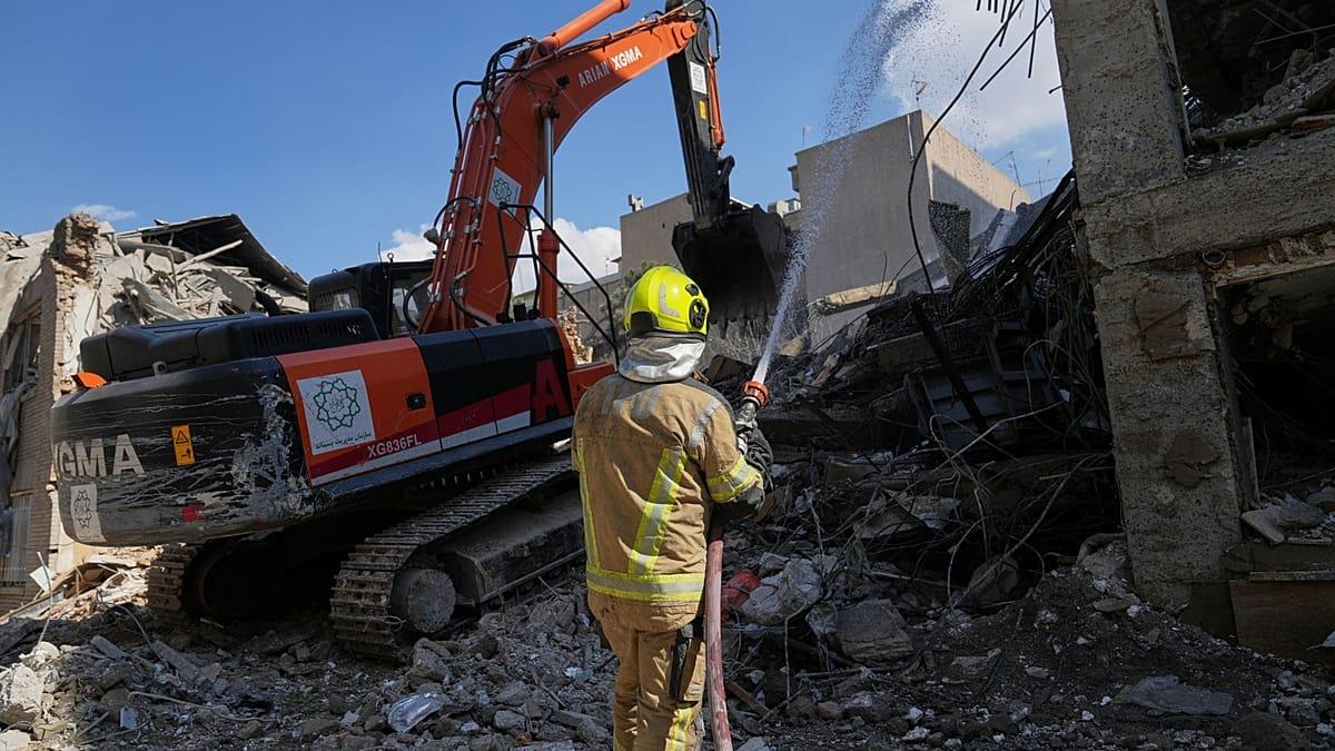 US-Iran Ceasefire Opens Strait of Hormuz as Trump Forces Remain Indefinitely