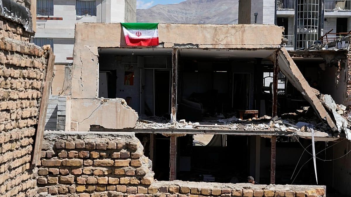 US-Iran Talks in Pakistan Fail as Iran Rejects Nuclear Deal Offer