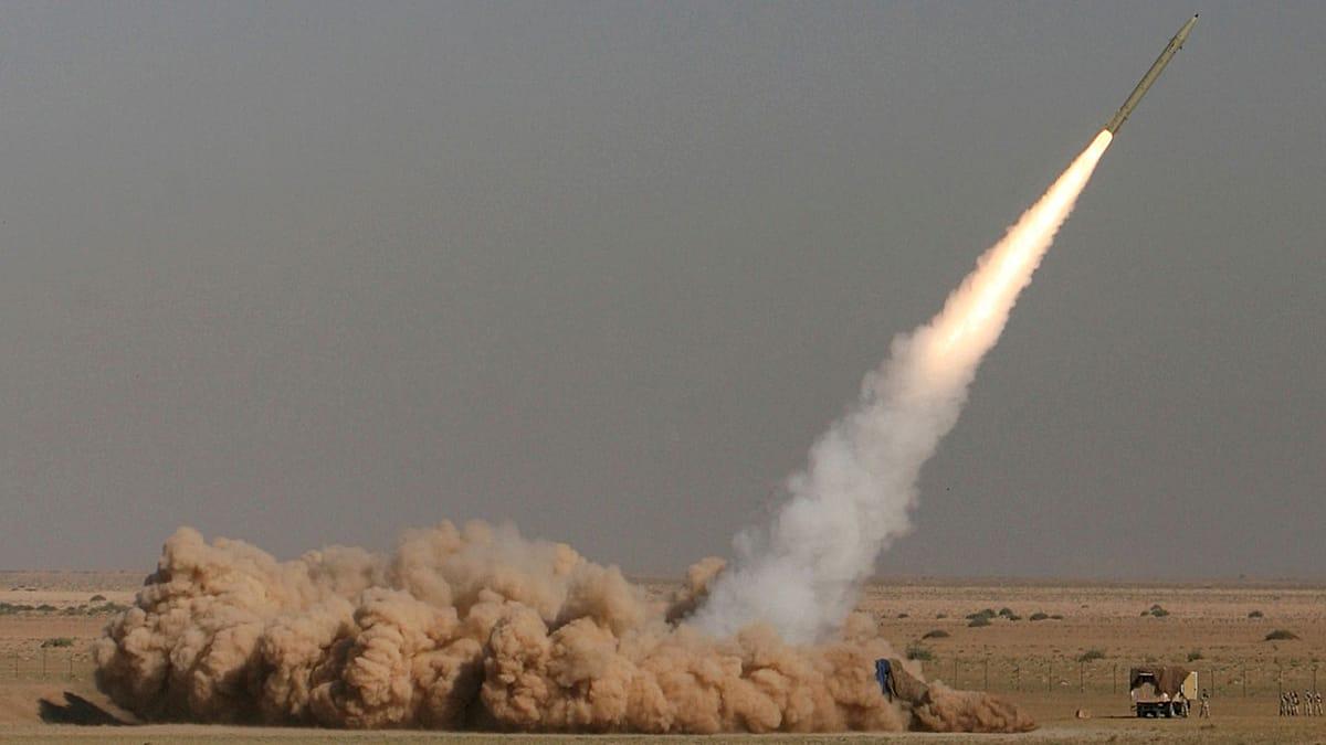 Iranian Missile Attack Wounds Five Americans at Kuwait Air Base, Bloomberg Reports