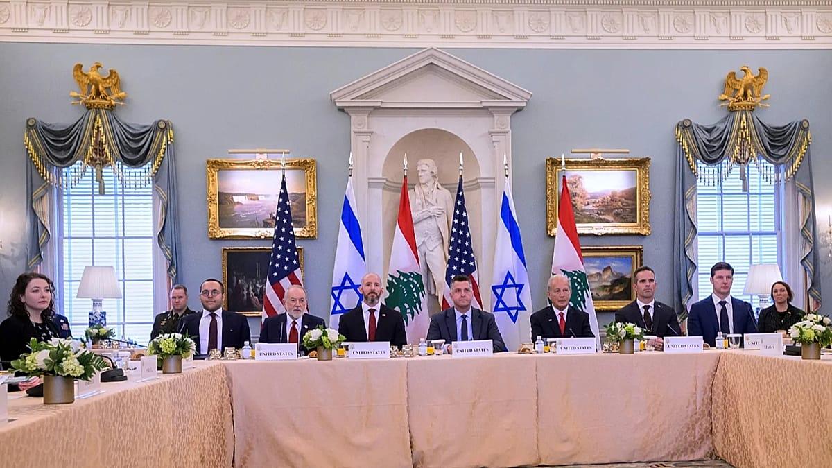 Israel Intensifies Attacks as Conditional Ceasefire Hinges on Hezbollah Withdrawal From Southern Lebanon