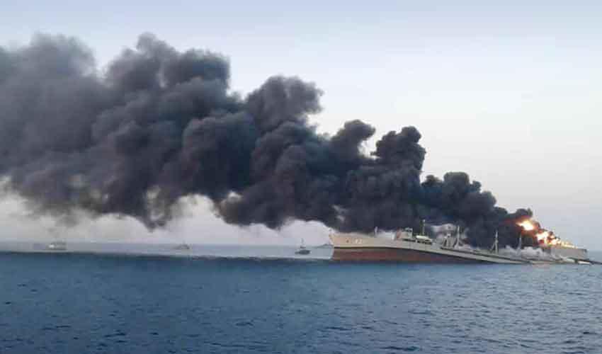US Submarine Sinks Iranian Frigate IRIS Dena, Killing 87 Sailors