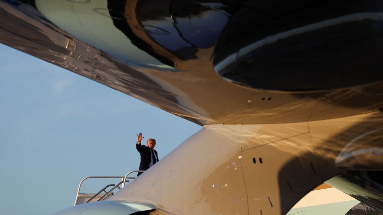 President Trump Threatens Takeover of Cuba, Signals U.S. Plan to Overthrow Cuban Government