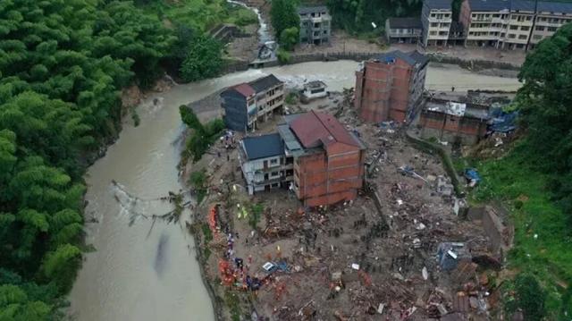 Typhoon Noul Weakens After Landfall in Southern China, Relocates Over 801,000 in Guangdong