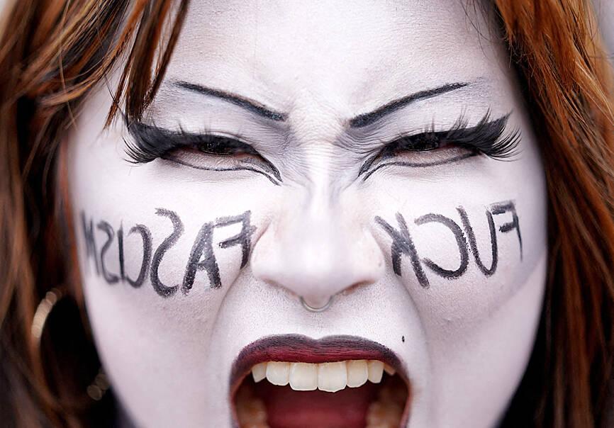 No Kings Protest in Minneapolis Draws 200,000 as Springsteen Headlines