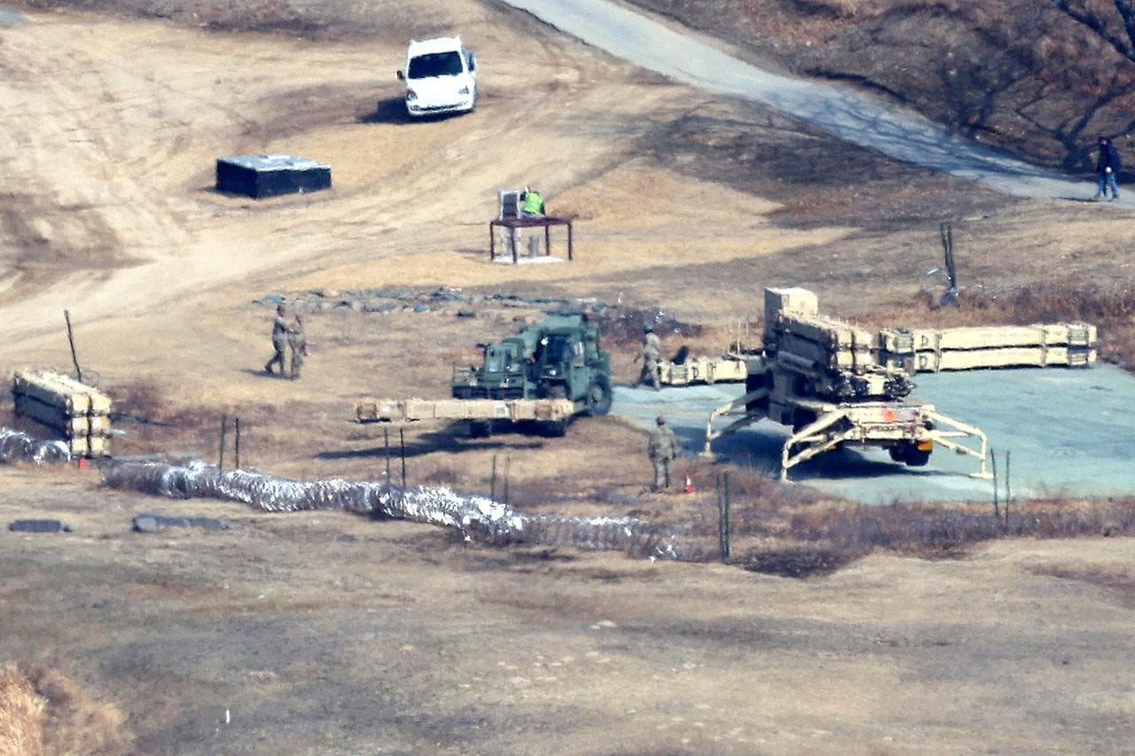 US Moves THAAD-Linked Vehicles Out Of South Korea Toward Middle East