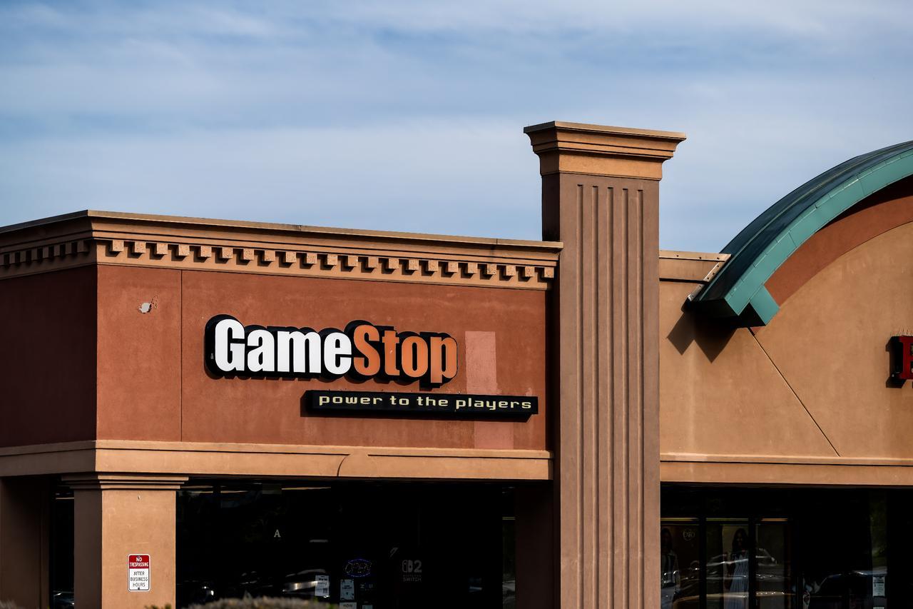 GameStop Makes $55.5 Billion Takeover Offer for eBay at $125 Per Share