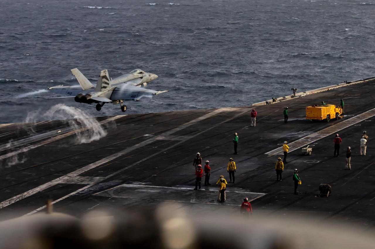 Trump Dismisses USS Abraham Lincoln Conditions Concerns During US-Israel War With Iran