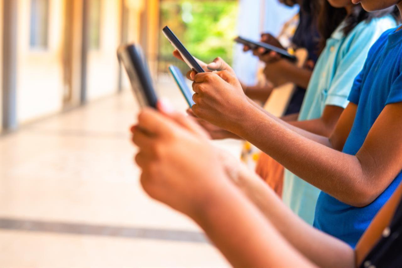 Ursula Von Der Leyen Proposes EU Kids Act Social Media Ban Under 13