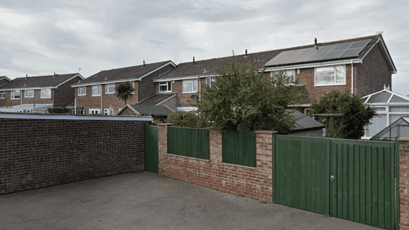 Police Charge 15-Year-Old Boy with Stabbing 9-Year-Old Aria Thorpe to Death in Somerset Home