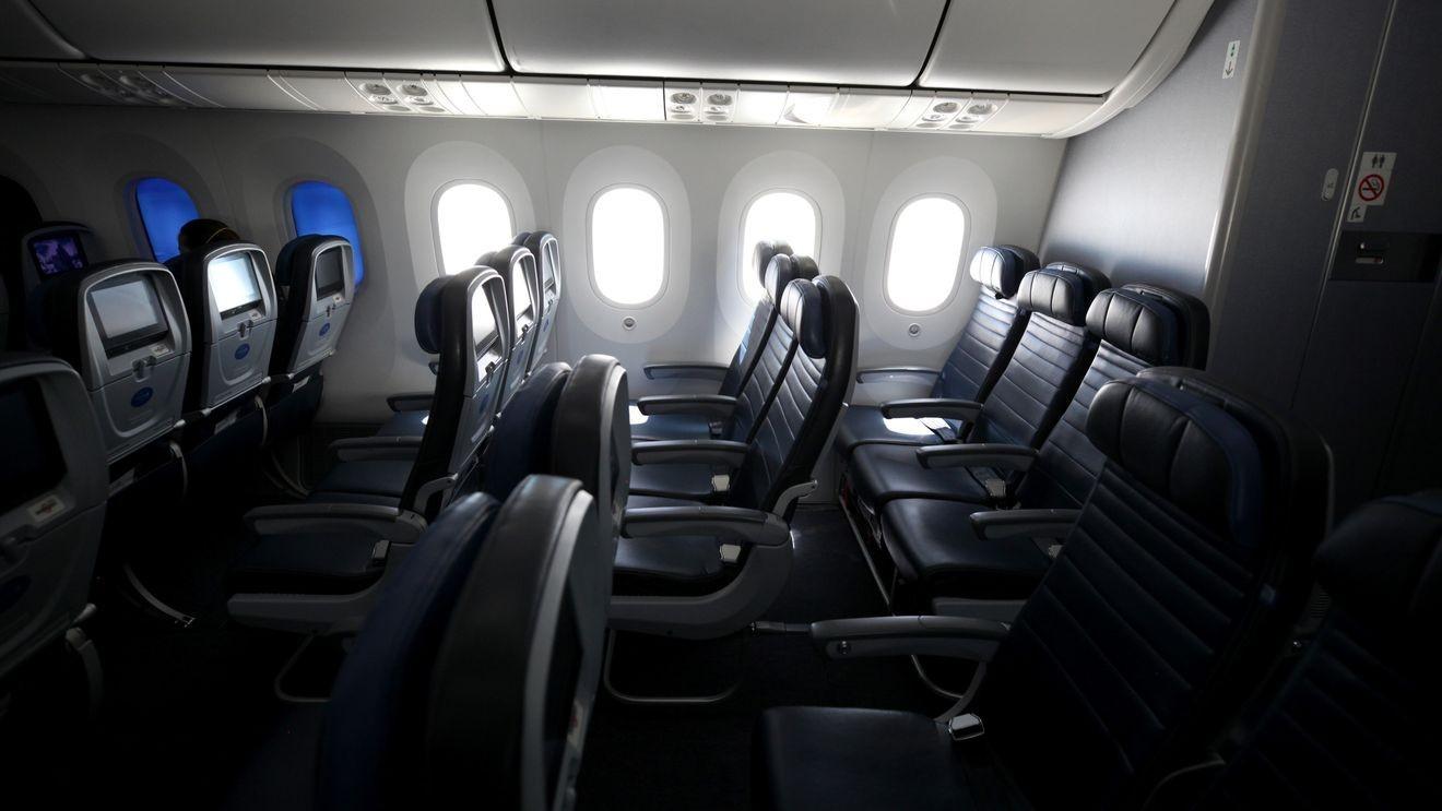 Porter Airlines Cancels PD444 After Child Refuses to Buckle Seatbelt at Victoria International Airport