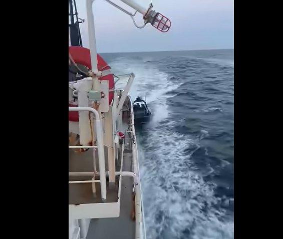 Icelandic Coast Guards Seize Paul Watson Foundation Ship Bandero, Detain 21 Crew