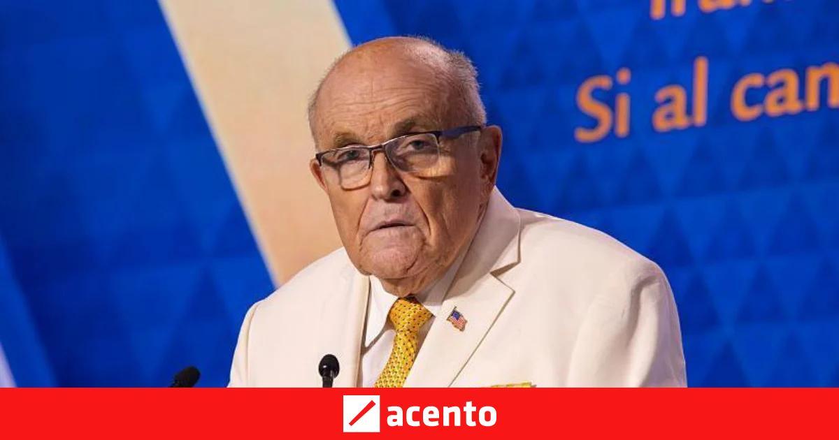 Image from Acento