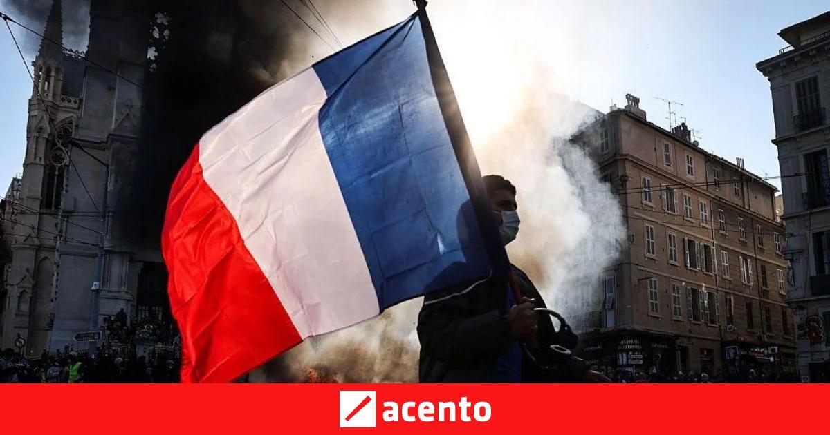 Image from Acento
