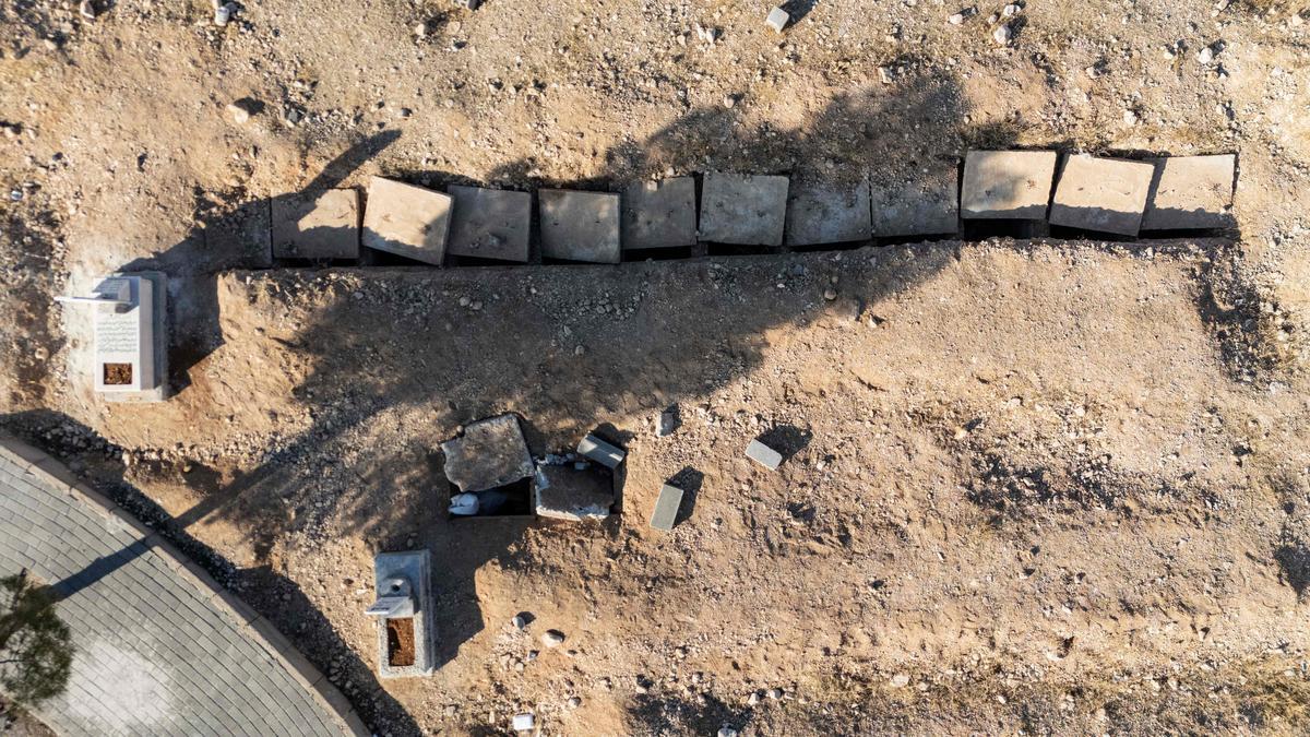 AFP Team Finds Probable Mass Grave Near Damascus Linked to Saydnaya Prison